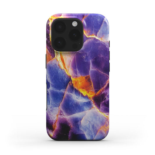 Rückansicht der lila-blauen MagSafe Hülle mit orangefarbenem Kristallmuster