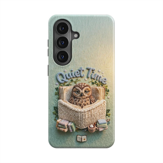 Detailansicht der magnetischen Handyhülle mit Quiet Time Owl Motiv Beruhigendes Design