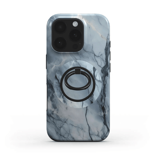 Ringhalter montiert auf farblich passender Handyhülle im Blau-Grau-Marmor-Design