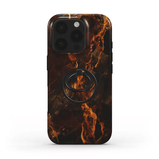 Schräge Ansicht von unten auf ein iPhone, das durch den ausgeklappten Ringhalter gestützt wird und freihändig steht.