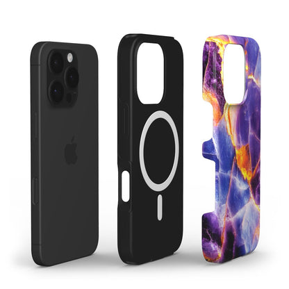 Explosionsansicht: MagSafe Case in Kristalloptik mit iPhone und Dual-Layer Aufbau