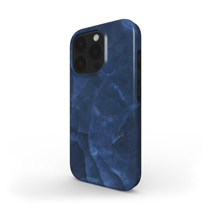 MagSafe Handyhülle mit dunkelblauem Marmor-Design – Seitenansicht