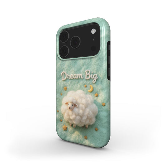 MagSafe iPhone Hülle Dream Big - Schrägansicht mit flauschigem Schaf, Sternen und Mond auf türkisem Hintergrund