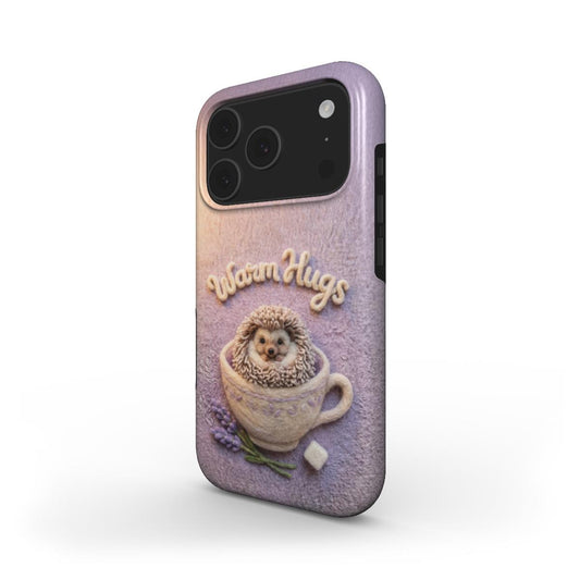 Lila MagSafe iPhone Hülle mit Warm Hugs Igel Design in strukturierter 3D-Filz-Optik