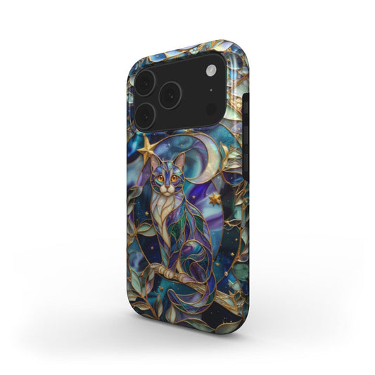 MagSafe Handyhülle Mondlicht Katze – Lumina Mosaik Edition – Schrägansicht auf iPhone – MagSafe kompatibel