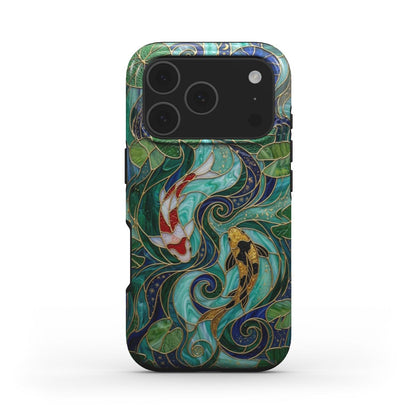 MagSafe Handyhülle Koi Fische Japan – Lumina Mosaik Edition – Frontansicht auf iPhone – Glasmosaik Design