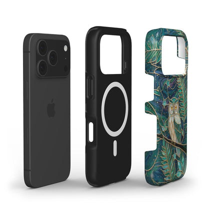 MagSafe Handyhülle Mystische Eule – Lumina Mosaik Edition – MagSafe Magnetring Aufbau – Dual Layer Konstruktion