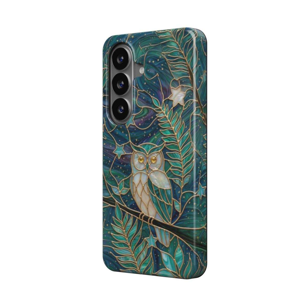 Magnetische Handyhülle Mystische Eule – Lumina Mosaik Edition – Schrägansicht auf Samsung Galaxy – Magnetring kompatibel