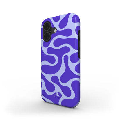 Stossfeste Handyhülle Retro-Wellen Blau für iPhone 17 – Schrägansicht mit Seitenrand, Muster in Blau und Helllila