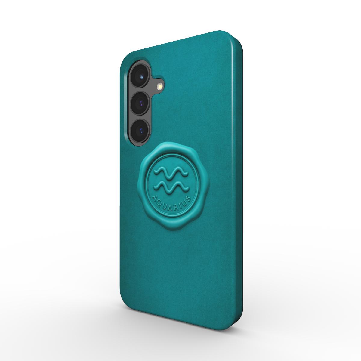 Tuerkise Tough Handyhuelle mit gepraegtem Aquarius-Siegel, schraeg von hinten; Dual-Layer PC+TPU, raised bezel.