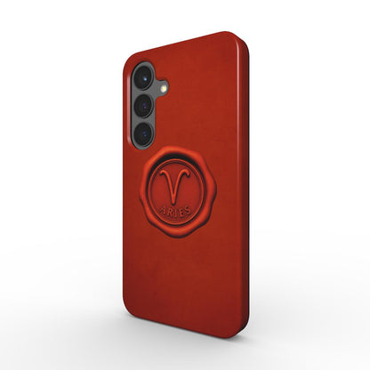 Rote Tough Handyhuelle mit Aries Wachssiegel, dreiviertel Ansicht, stossfest.