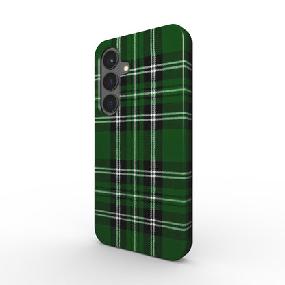 Gruen Karo Tough Case in schraeger Ansicht mit erhoehter Kamerakante