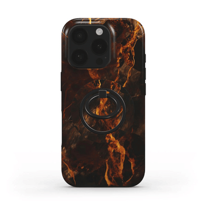 Schräge Ansicht von unten auf ein iPhone, das durch den ausgeklappten Ringhalter gestützt wird und freihändig steht.