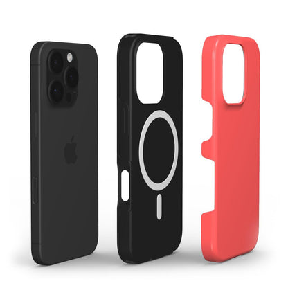 Explosionsansicht: iPhone, schwarze Innenschale mit MagSafe-Ring und korallenrote Außenschale