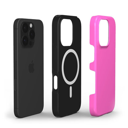 Explosionsansicht: iPhone, schwarze Innenschale mit MagSafe-Ring und pinke Außenschale