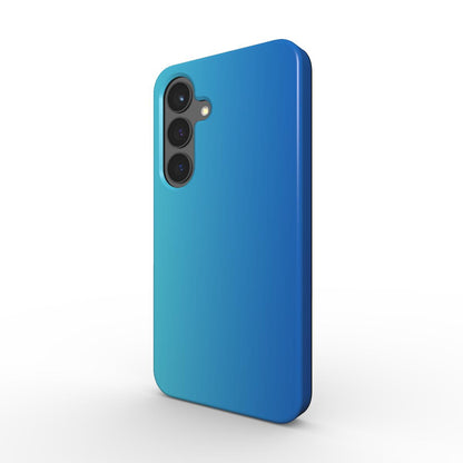 Stoßfeste Handyhülle in Blau schräg von hinten mit dual layer Design und erhöhter Kameraschutzaussparung.