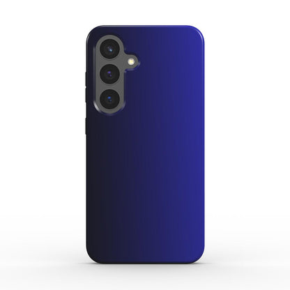 Stossfeste Handyhülle im Schwarz-Blau Farbverlauf, Vorderseite